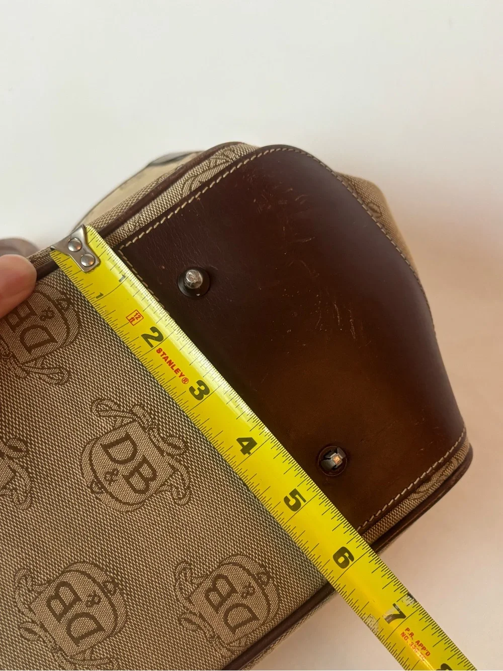 Dooney & Bourke Double Handle Signature Tan & Brown Tote Large Purse DL50C-W8